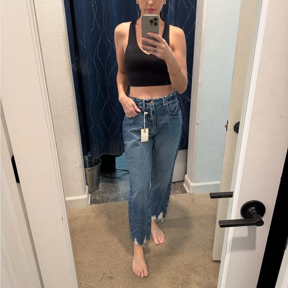 Good American Relaxed Boyfriend (Vintage) Jeans in Medium Blue Wash